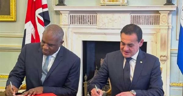 Paraguay und das Vereinigte Königreich unterzeichnen "Freundschaftsbrief" - Mercopress 1 Paraguay und das Vereinigte Königreich unterzeichnen "Freundschaftsbrief" - Mercopress