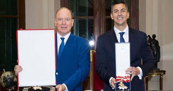 Albert II. von Monaco lobt Paraguays Sportinfrastruktur